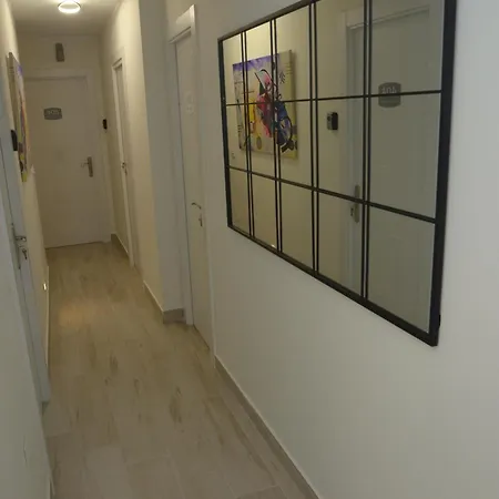 Beethoven Luxury Guest house Malaga