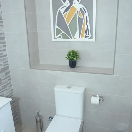 Beethoven Luxury Πανσιόν 3*